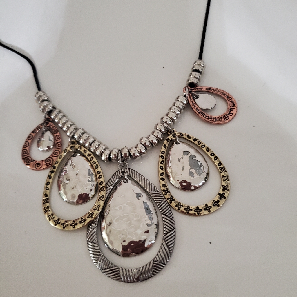 Nwt Christopher & Banks Fashion Necklace Tree Color Cooper Silver And Gold Tones